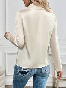 Chiquease Camisa elegante de manga larga con cuello vuelto asimétrico, abertura frontal asimétrica con forma de H, tejido elástico para mujer, color albaricoque, otoño/invierno
