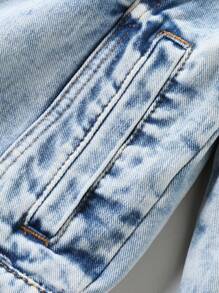 Manfinity Homme 男士秋季落肩长袖破洞宽松休闲牛仔夹克 - 中等水洗藍 - 查看 4