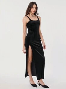 Muchica Black Velvet Bodycon Slit Dress For Women - Black - View 2
