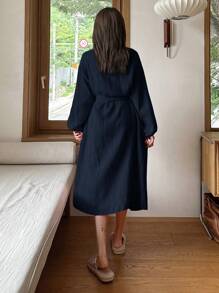 DAZY Minimalist Crinkle Texture Fabric Bathrobe, Fall Pajama, Winter