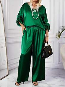 EMERY ROSE 2pcs Plus Size Women V-Neck Roll Sleeve Blouse & Pants Set