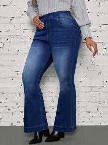SHEIN LUNE Plus Size Pockets Minimalist Washed Flared Jeans, Casual Everyday Wear