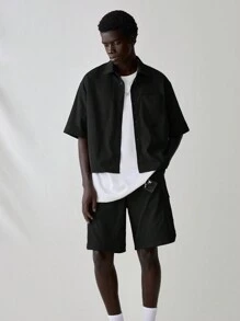 Manfinity VCAY 2 Stücke/Set Herren gewebtes lässiges, locker sitzendes schwarzes Kurzarmhemd & Shorts mit elastischem Bund