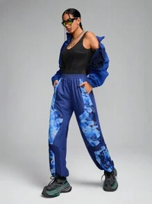 Innovista Áo liền thân thể thao nén lưng thấp màu trơn dành cho nữ, thích hợp mặc hàng ngày chạy bộ, đạp xe, tập luyện HIIT, vận động thoải mái, tập cardio, đạp xe, CrossFit, tennis, golf, chèo ván, tập thể dục ngoài trời, tốt cho sức khỏe, TT, viral, IG Reel, FYP, INSTA OOTD, bà mẹ đi làm, trang phục thể dục hiệu suất cao, tối giản, tông màu tự nhiên, trung tính, sạch sẽ, phong cách influencer, trang phục đa năng, trang phục hàng ngày, tiện dụng, sang trọng, trang phục thể thao Thu/Đông. - màu đen - Xem 5