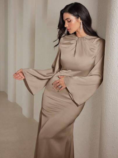Veilorie 1pc Women's Casual Elegant Solid Color Flared Sleeve Cinched Waist Modest Long Sleeve Dress, Autumn