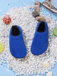 Kids' Water Sports Beach Swimming Socks, Thin Stripe Non-Slip Fitness Yoga Dance Swimming Surfing Lightweight Breathable Beach Shoes - Blue - View 4