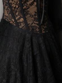 SHEIN ICON 休闲短款蕾丝抹胸前系带百褶连衣裙 - 黑色 - 查看 7