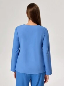 TaskEZ Plain V-Neck Long Sleeve Pocket Uniform Scrub Top - Baby Blue - View 2