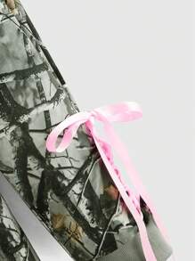 ROMWE J-Fashion Y2K 迷彩印花字母刺绣蝴蝶结不对称领口卫衣 - 軍綠色 - 查看 3