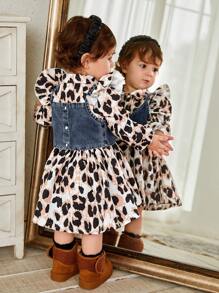 SHEIN 2 件套女婴高街时尚剪裁牛仔背带裤 + 泡泡袖豹纹衬衫裙，秋冬款 - 彩色 - 查看 2