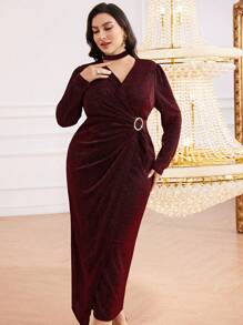 Modelyn Burgundy Red Plus Size Women V-Neck Long Sleeve Glitter Pleated Maxi Elegant Dress - Burgundy - View 2