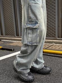 Manfinity EMRG Men's Washed Dark Blue Loose Wide Leg Cargo Jeans