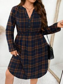 SHEIN LUNE Plus Size Women Plaid Print V-Neck Front Button Long Sleeve Dress Thanksgiving Outfit Women New Years Women Outfit Winter Dresses Winter Clothes Women Rave Outfits Christmas Dress Women Vacation Outfits Woman Vacation Dress, Western Wear Women