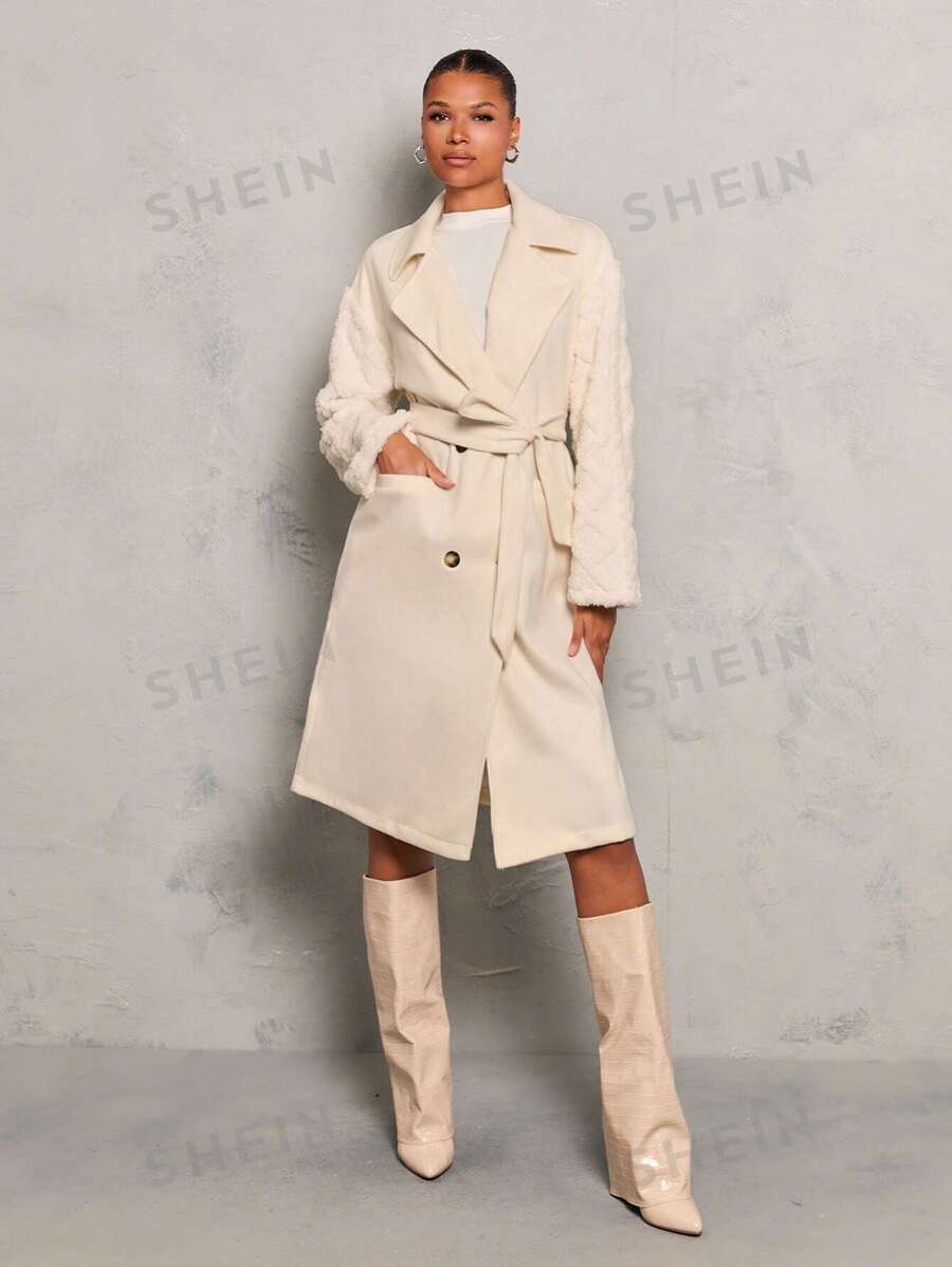 Glamine Elegante abrigo largo de doble botonadura con mangas de felpa de galleta y mezcla de tejidos