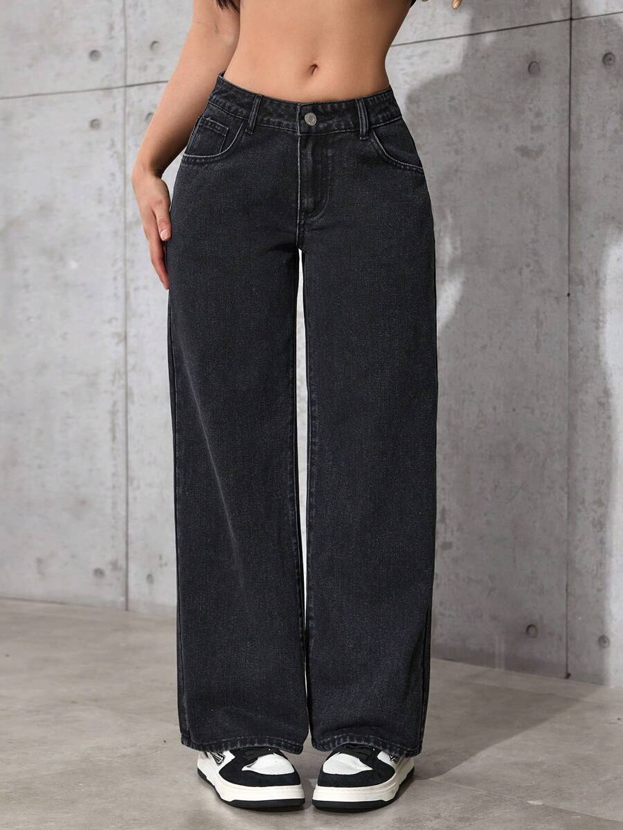 SHEIN PETITE Quần jeans ống đứng đơn giản, màu trơn, túi xéo, thoải mái, phù hợp với mọi hoạt động thường ngày dành cho nữ, mùa xuân thu - màu đen - Xem 1