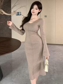 DAZY Váy len dài tay ôm cổ chữ V thanh lịch cho nữ, màu trơn, mùa thu - Màu Khaki - Xem 4