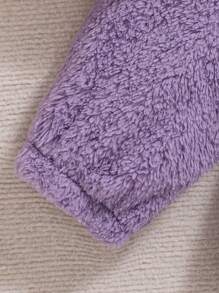 SHEIN Playful Pals 女婴心形毛绒连帽运动衫和裤子套装，秋冬季保暖服装 - 彩色 - 查看 9