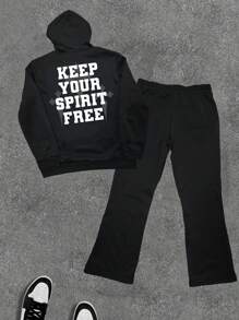 Manfinity EMRG Conjunto de sudadera con capucha con estampado de lema y pantalones de chándal con cordón en la cintura para hombre, conjunto informal