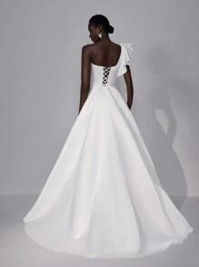 Elitara Elegant, Gorgeous, Luxurious Beige Ruffled One-Shoulder High-Low Backless Suspender Satin Gathered Slit With Large Hem Train Suitable For Wedding Events Bachelor Party Holiday Prom Wedding Dress, White Bridal Dress