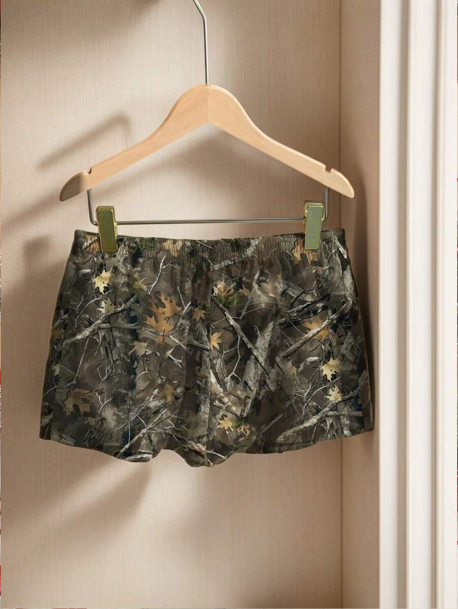 SHEIN EZwear Quần short bó cạp thấp họa tiết hoa văn camo đơn giản dành cho nữ có túi bên phải - Nhiều màu - Xem 1