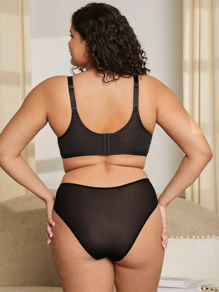Plus Full Coverage Breathable Mesh Bra