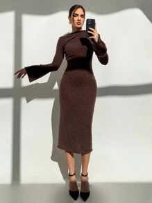 Aloruh Vestido de suéter versátil de largo medio con cintura ceñida, manga abullonada fruncida y tejido circular a juego