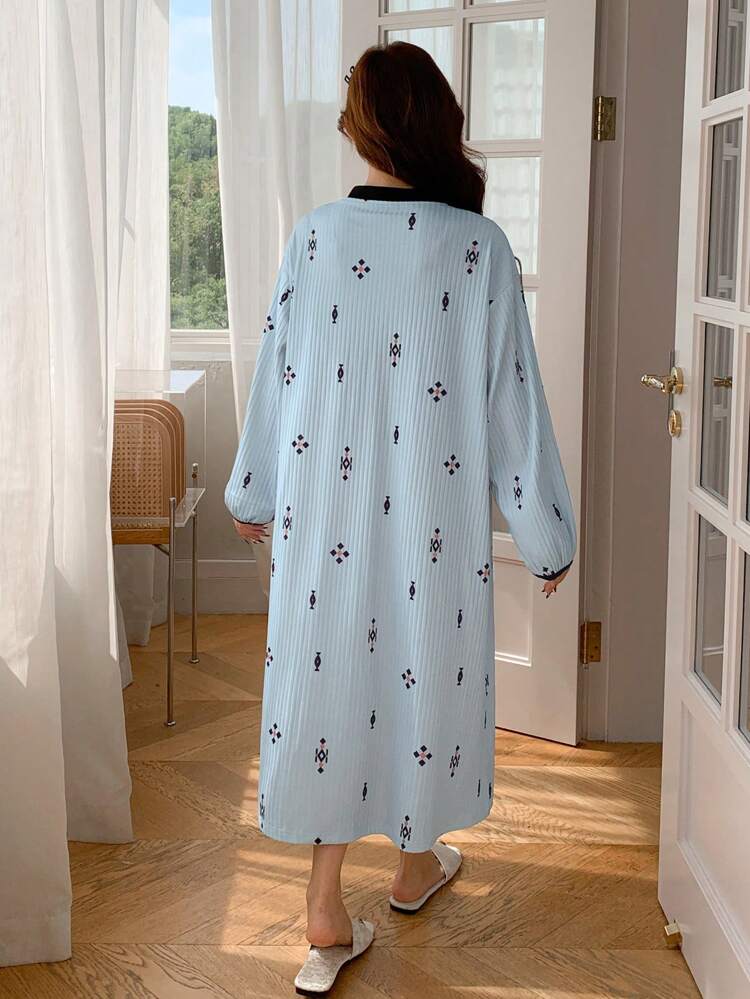 Loose Geometric Floral Print Color Block Stand Collar Night Gown Pajama