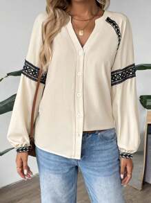 Chiquease 女式 V 领常规版型长袖衬衫，秋季 - 杏色 - 查看 4