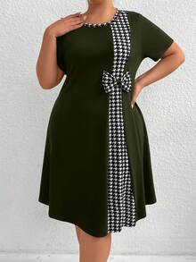 SHEIN Clasi Plus Size Casual Houndstooth Patchwork Bow Decor Short Sleeve Dress - Army Green - View 5