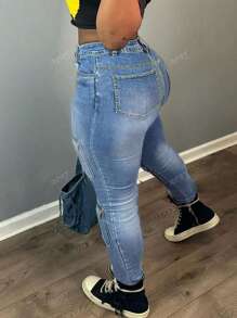 Women's Skinny Fit Jeans With Cargo Pockets