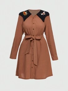 ROMWE Fairycore 万圣节林地南瓜和蝙蝠刺绣荷叶边领连衣裙