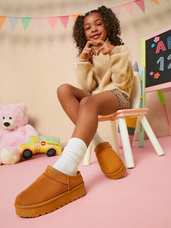 Mini mi Bestseller Zapatilla de plataforma de invierno para niños con diseño de castaña, zuecos de plataforma mullidos y cómodos