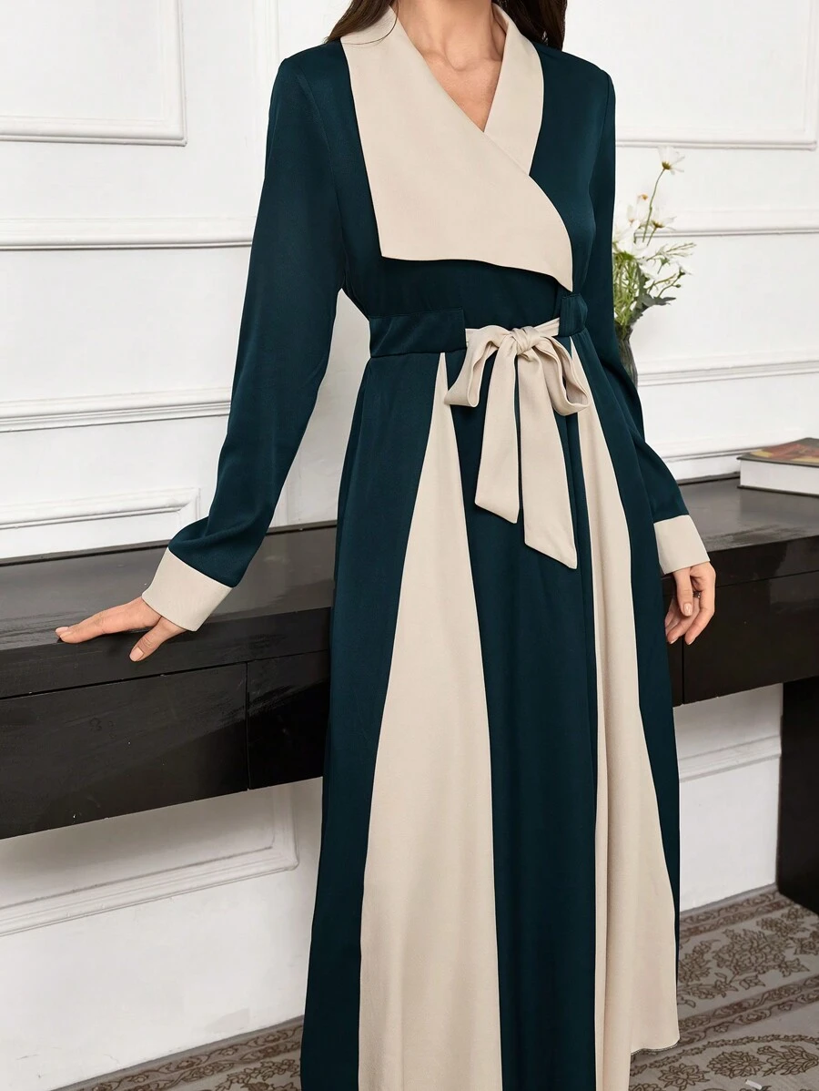 Mulvari Sukienka damska asymetryczna z długim rękawem i patchworkiem