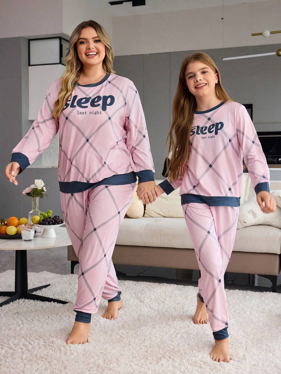 SHEIN Bộ đồ thường ngày 2 món cho bé gái tuổi teen - Bộ quần áo dài tay in họa tiết hình thoi & chữ cái tiếng Anh, mặc ở nhà thoải mái - Hồng - Xem 1