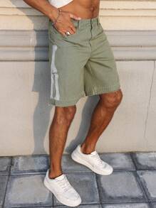 Manfinity Homme Men's Graphic Printed Pocket Raw Hem Casual Denim Shorts - Green - View 8