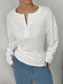 Flirla Casual Minimalist White Half-Zip Hem T-Shirt