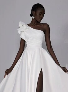 Elitara Elegant, Gorgeous, Luxurious Beige Ruffled One-Shoulder High-Low Backless Suspender Satin Gathered Slit With Large Hem Train Suitable For Wedding Events Bachelor Party Holiday Prom Wedding Dress, White Bridal Dress