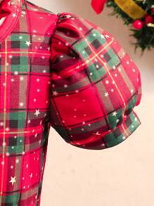 SHEIN Robe de princesse décontractée de Noël en tartan rouge pour filles - avec chapeau, robe à carreaux rouges avec chapeau assorti, ambiance festive. Convient aux filles de 4 à 7 ans, coupe de jupe généreuse, accents de nœud rouge, mignonne et vivante. Convient pour Noël, les fêtes et autres occasions spéciales, mettant l'enfant à l'honneur. Automne/Hiver. - Rouge - Voir 5