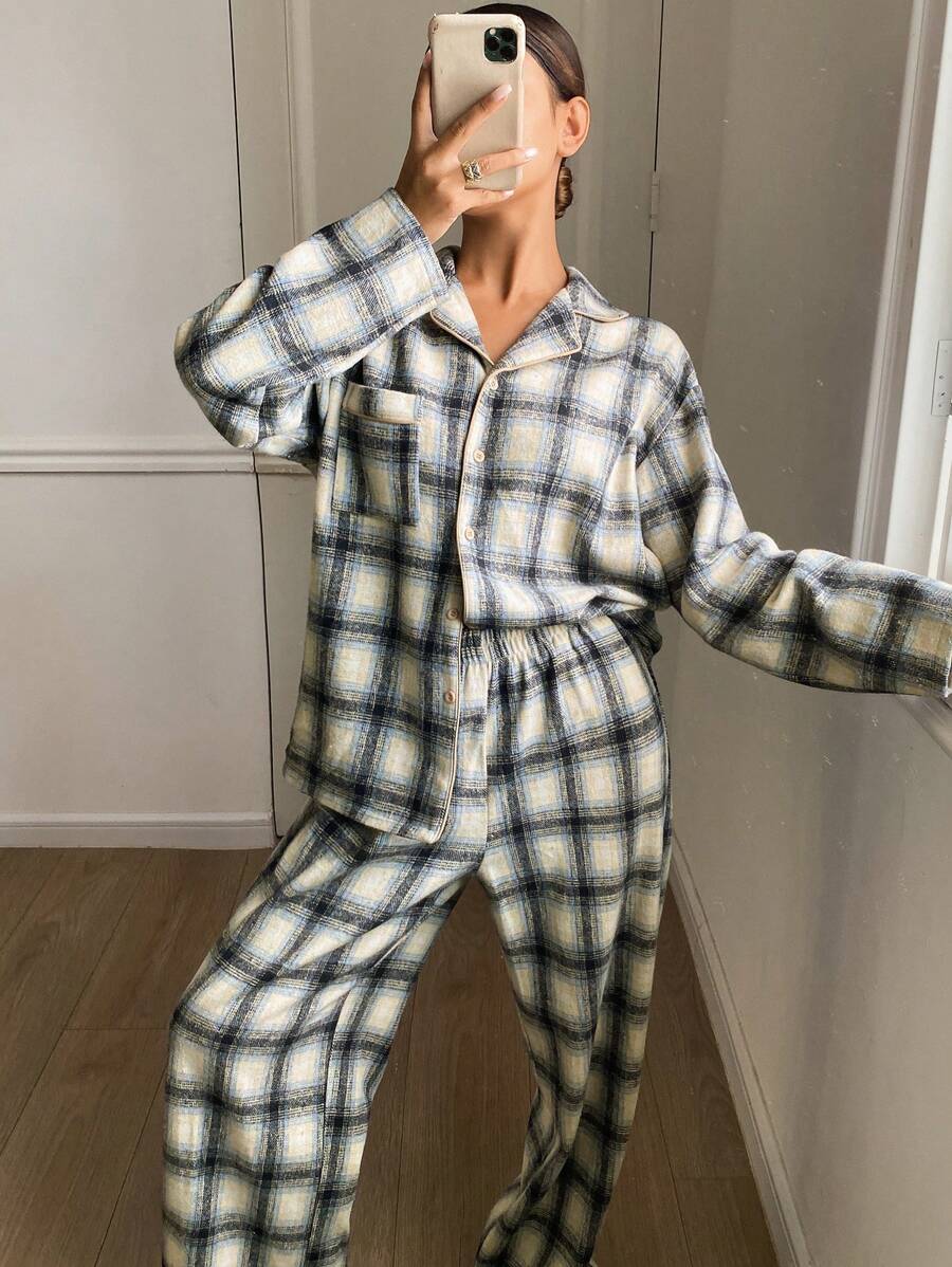 Livesso Women Distressed Collar Long Sleeve Plaid Print Loose Pajama Set