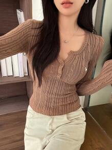 DAZY 女式修身长袖麻花针织刺绣毛衣秋季 - 卡其色 - 查看 4