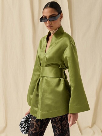 COSMINA Abito corto elegante da donna a maniche a campana di colore unito, autunnale