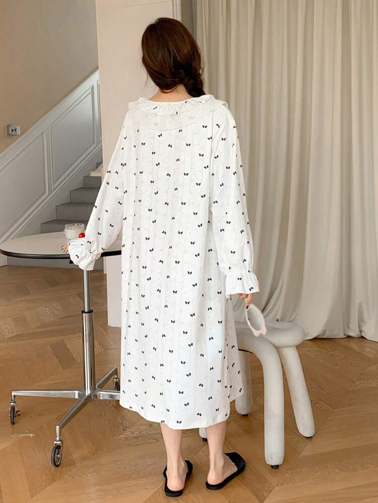 Textured Knit Fabric Butterfly Print Trim Collar Nightgown Pajama