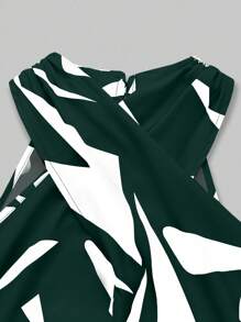 SHEIN Unity 女式夏季休闲全印花挂脖式度假连衣裙 - 墨綠色 - 查看 3