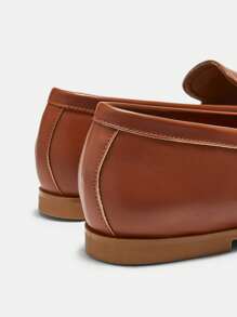 CUCCOO BIZCHIC Sepatu Loafer Rumbai Datar Wanita - Coklat - View 8