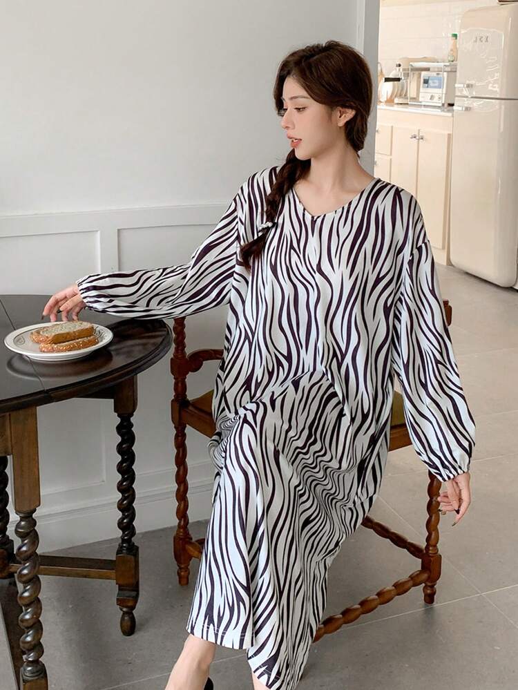 Casual Zebra Print Long Sleeve Loose Nightgown Pajama