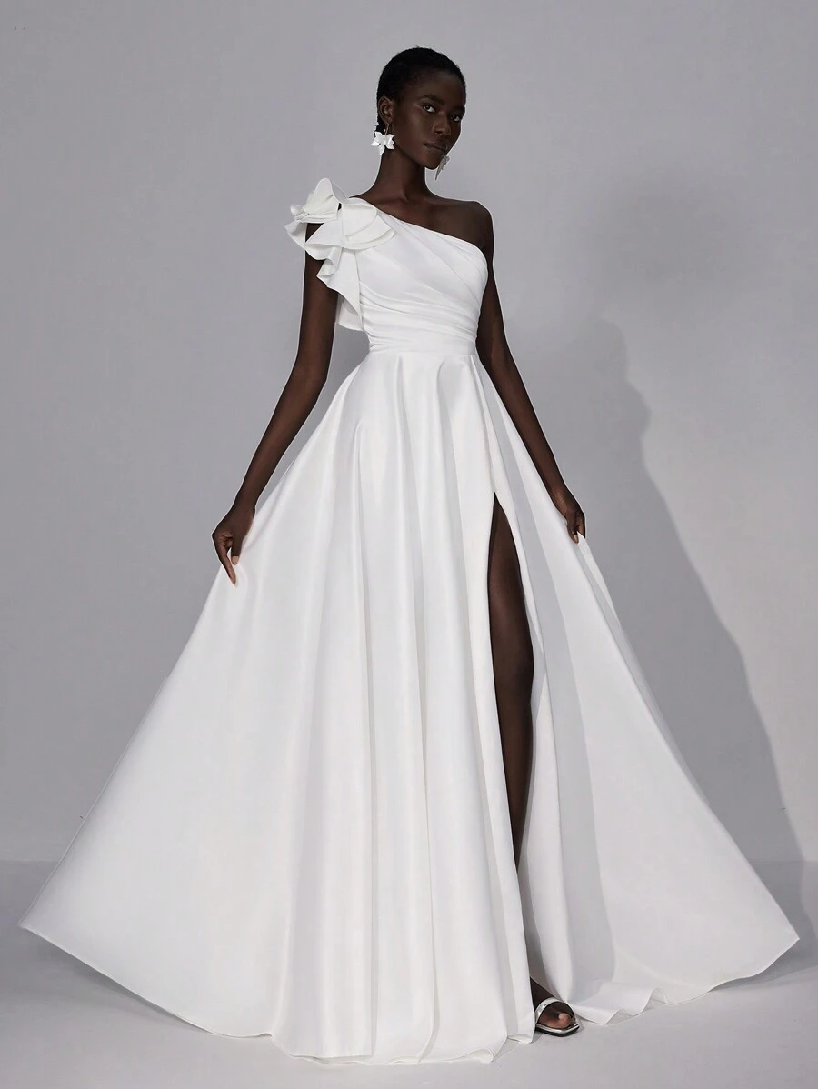 Elitara Elegant, Gorgeous, Luxurious Beige Ruffled One-Shoulder High-Low Backless Suspender Satin Gathered Slit With Large Hem Train Suitable For Wedding Events Bachelor Party Holiday Prom Wedding Dress, White Bridal Dress