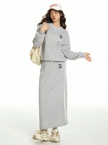 Bộ 2 chiếc áo nỉ in họa tiết cổ chữ V thời trang dạo phố cho bé gái tuổi teen và váy hoodie dây rút thoải mái, thích hợp mặc thường ngày - Xám - Xem 3