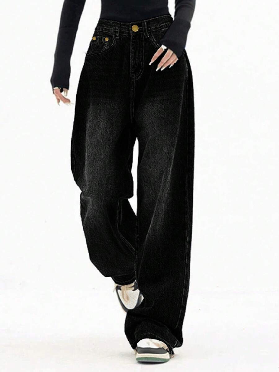 Women's Dark Wash Pocket Detail Denim Jeans - Black - View 1