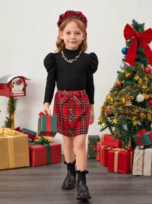 SHEIN Tricou cu mânecă lungă cu gât roscat pentru fete tinere + fustă mini în carouri roșu verde de Crăciun + set de pălărie beretă, stil casual Preppy, potrivit pentru toamnă/iarnă, excelent pentru ținute ocazionale și zilnice și școală zilnic toamna și iarna, pentru Crăciun, fete Haine de iarnă, haine de Crăciun, haine de petrecere, îmbrăcăminte zilnică școală zilnică, haine de zi de naștere, haine de prințesă, potrivire pentru mama și fiica și surorile
