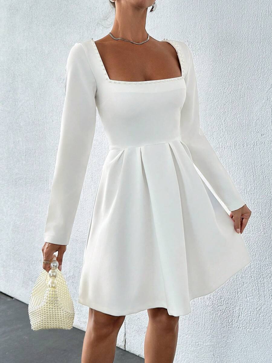 RueChic Elegant Pearl Detailed Long Sleeve Mini Dress